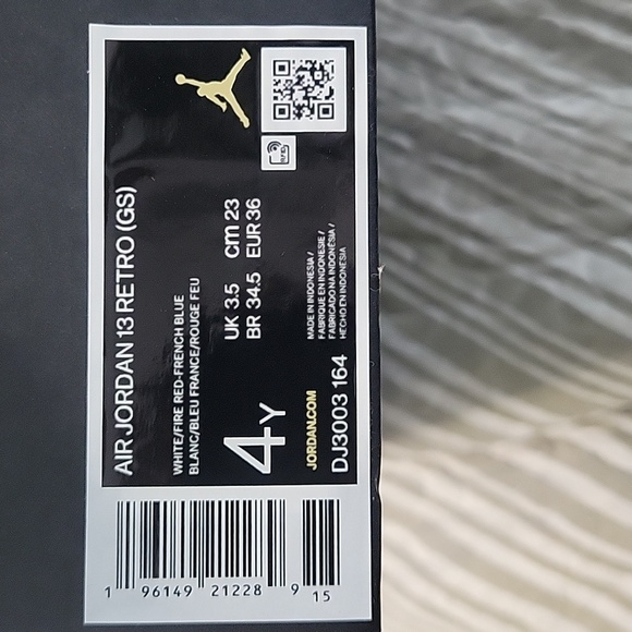 Brand New Air Jordan 13 Retro (GS) - Picture 6 of 6